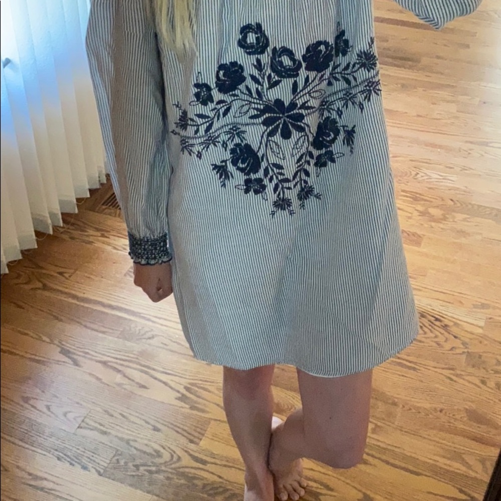 Blue/White off shoulder knee length dress